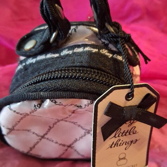 NWT Vintage Victoria’s Secret Sexy Little Things Mini  Coin Purse w/ Keychain - Picture 1 of 5